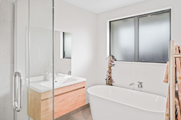 Photo of property in 10 Martini Avenue, Leeston, 7632