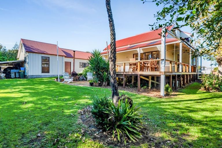 Photo of property in 38 Victoria Street, Patea, 4520