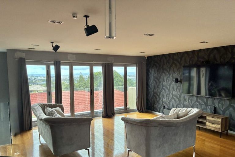 Photo of property in 4 The Enclave, Totara Heights, Auckland, 2105