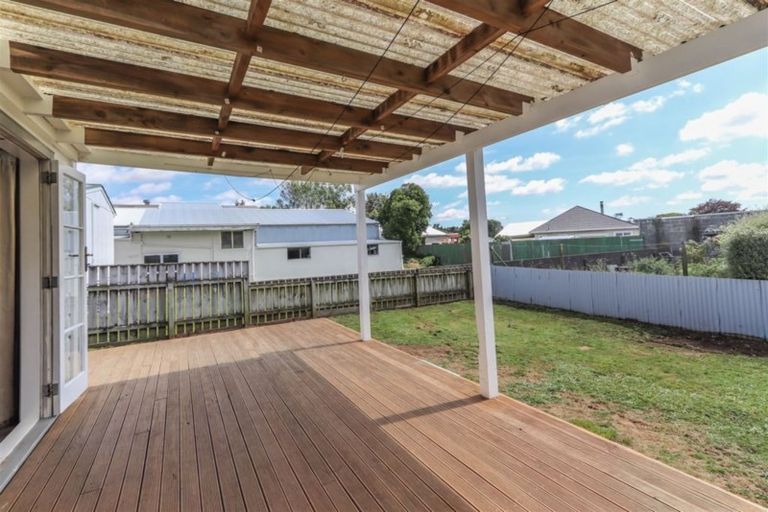 Photo of property in 4 Mamaku Street, Inglewood, 4330