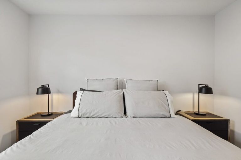 Photo of property in 1/2a Earnoch Avenue, Takapuna, Auckland, 0622