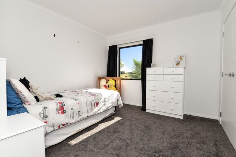 Photo of property in 19 Waikai Close, Ruakura, Hamilton, 3214