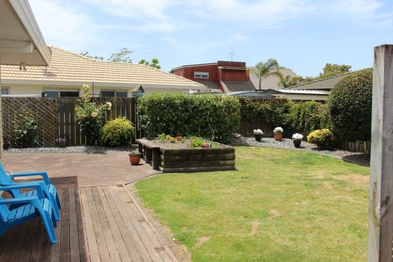 Photo of property in 25 Reef Avenue, Papamoa Beach, Papamoa, 3118