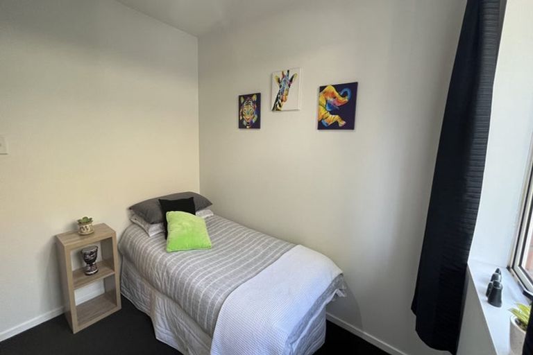 Photo of property in 2/21a Fenhall Street, Russley, Christchurch, 8042