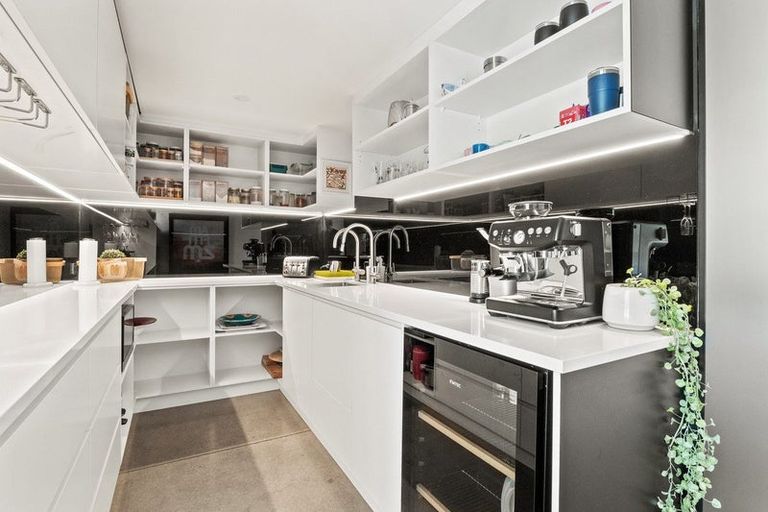 Photo of property in 1 Larkins Way, Arthurs Point, Queenstown, 9371