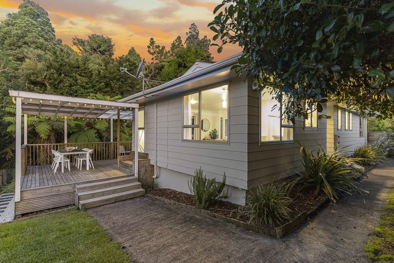 Photo of property in 78 Eskdale Road, Birkdale, Auckland, 0626