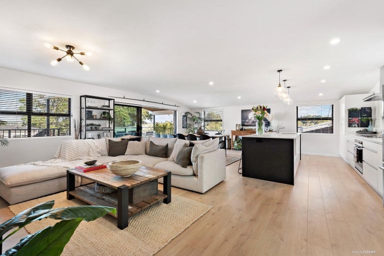 Photo of property in 7 Ronald Avenue, Glenbrook, Waiuku, 2681