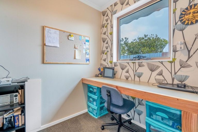 Photo of property in 8 Myers Street, Waikiwi, Invercargill, 9810