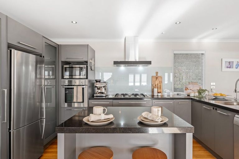 Photo of property in 125 Alec Craig Way, Gulf Harbour, Whangaparaoa, 0930