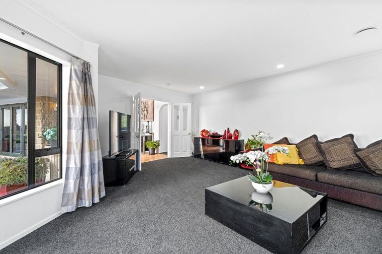 Photo of property in 55 Pukenamu Road, Te Horo, Otaki, 5581