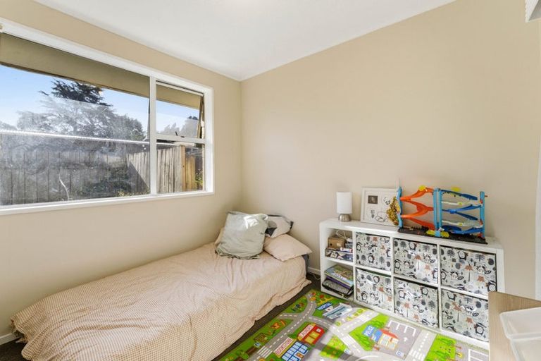Photo of property in 2/15 Phoenix Place, Papatoetoe, Auckland, 2025