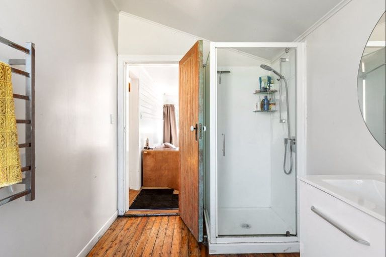 Photo of property in 22a Rangiuia Road, Tolaga Bay, 4077