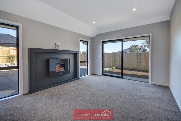 Photo of property in 6 Tate Crescent, Green Island, Dunedin, 9018