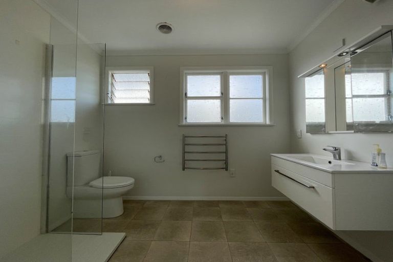 Photo of property in 36 Newbury Street, Awapuni, Palmerston North, 4412