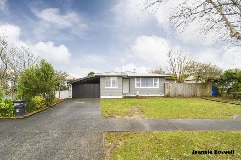 Photo of property in 40 Ruamahanga Crescent, Terrace End, Palmerston North, 4410