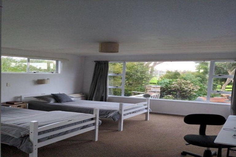 Photo of property in 293 Boord Crescent, Kumeu, 0891