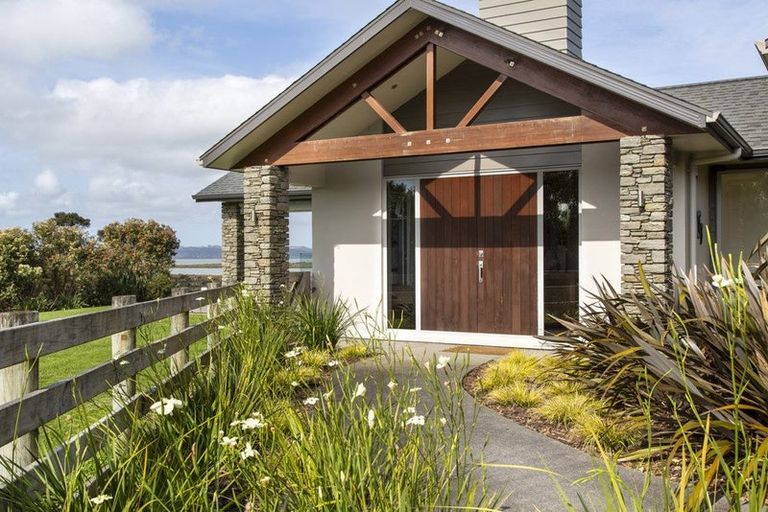 Photo of property in 143c Tuparekura Road, South Head, Helensville, 0874