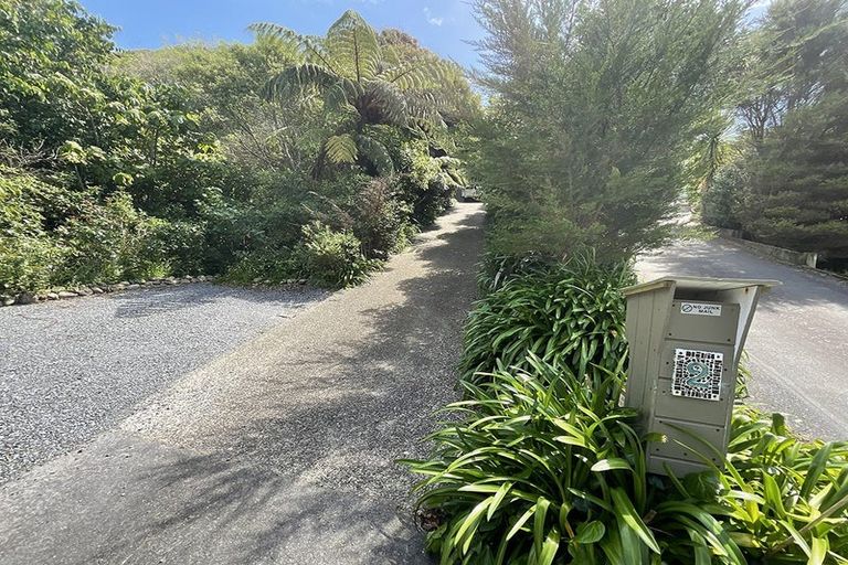 Photo of property in 2 Te Kura Road, Pukerua Bay, 5026