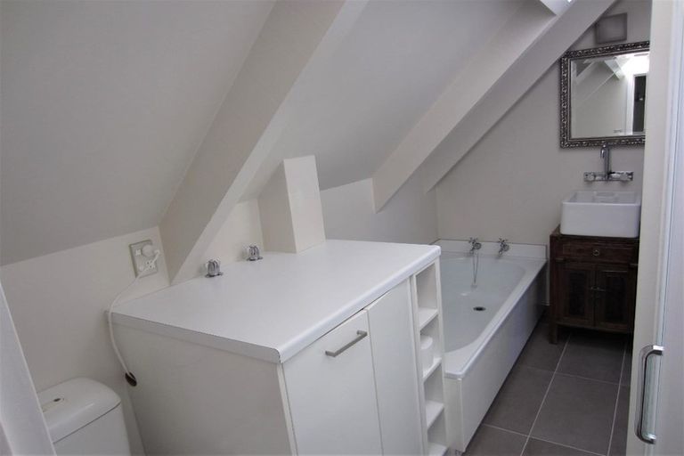 Photo of property in 10/12 Shrewsbury Street, Merivale, Christchurch, 8014