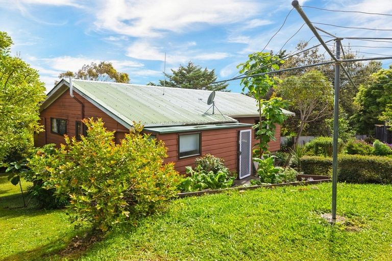 Photo of property in 33 Mellsop Avenue, Waiuku, 2123