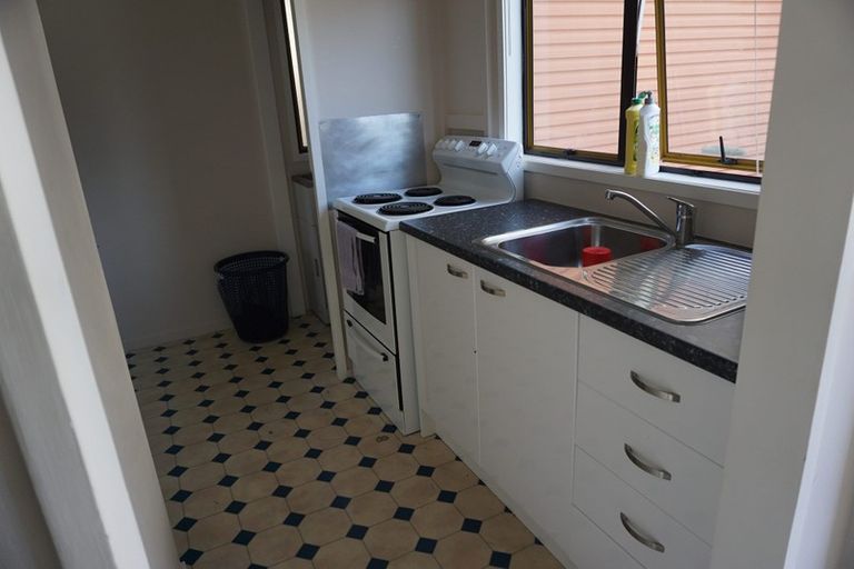 Photo of property in 5/702 Grays Road, Mahora, Hastings, 4120