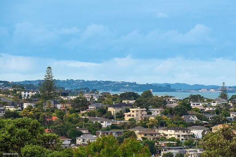 Photo of property in 115a Kowhai Road, Mairangi Bay, Auckland, 0630