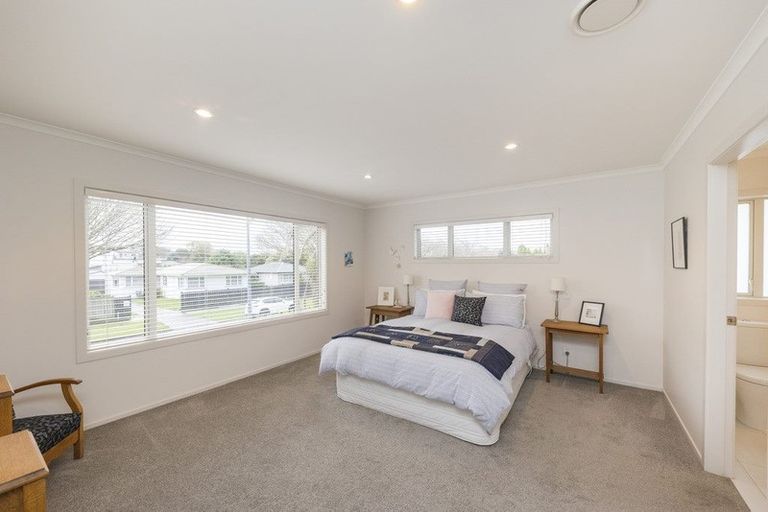 Photo of property in 48a Churchill Avenue, Hokowhitu, Palmerston North, 4410