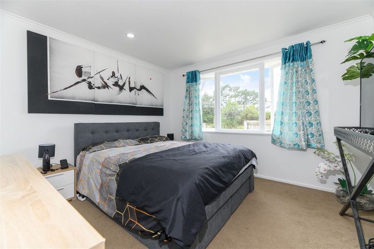 Photo of property in 54 Glen Road, Ranui, Auckland, 0612