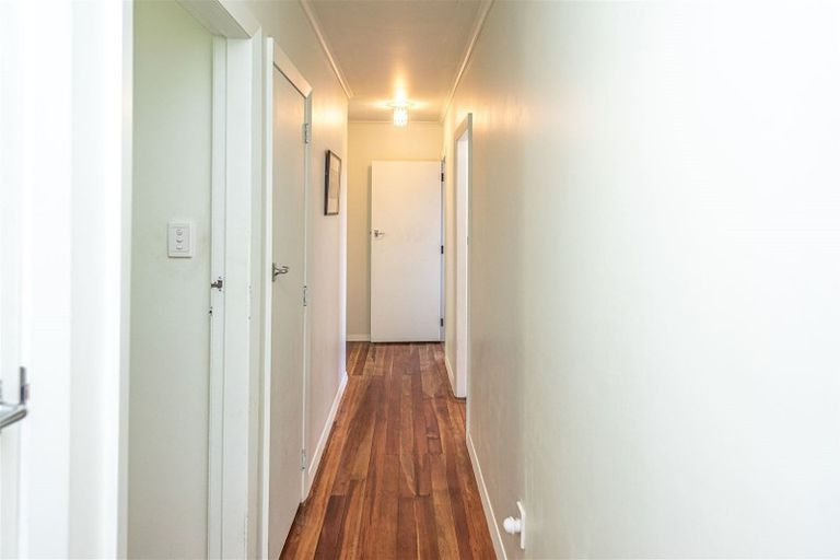 Photo of property in 16 Mount View Road, Bastia Hill, Whanganui, 4500