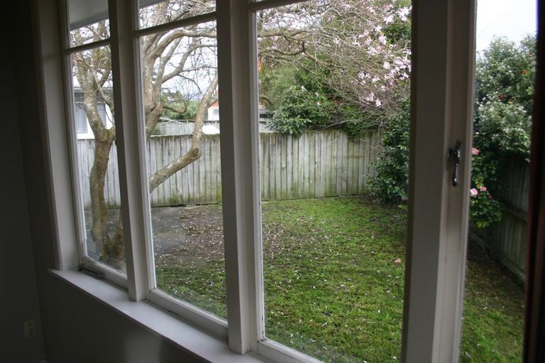 Photo of property in 1a Alanbrooke Crescent, Avondale, Auckland, 0600