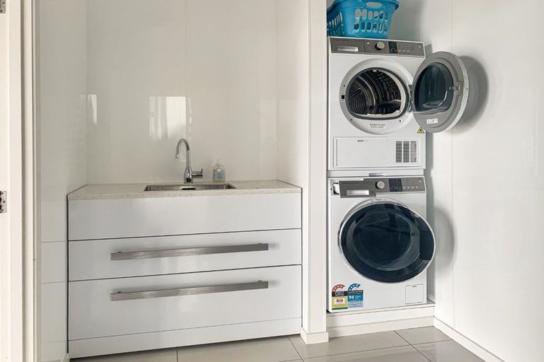 Photo of property in 10 Makorori Beach Road, Makorori, Gisborne, 4073