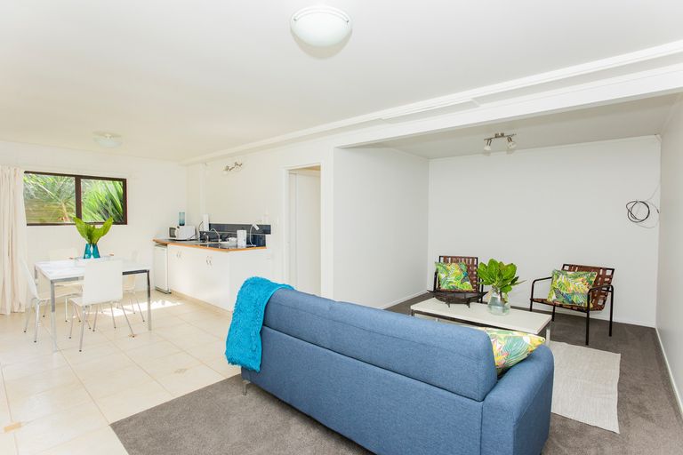 Photo of property in 57 Moana Road, Okitu, Gisborne, 4010