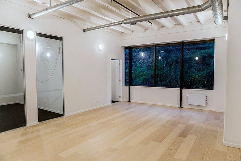 Photo of property in Quantum Apartments, 59 Boulcott Street, Wellington Central, Wellington, 6011