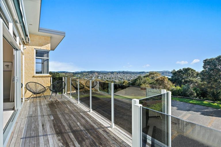 Photo of property in 10 Rangimaarie Crescent, Snells Beach, 0920