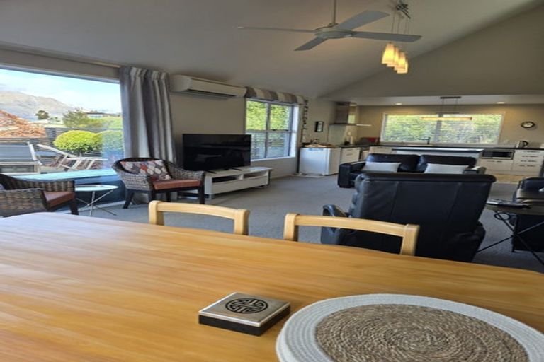 Photo of property in 36a Sainsbury Road, Fernhill, Queenstown, 9300