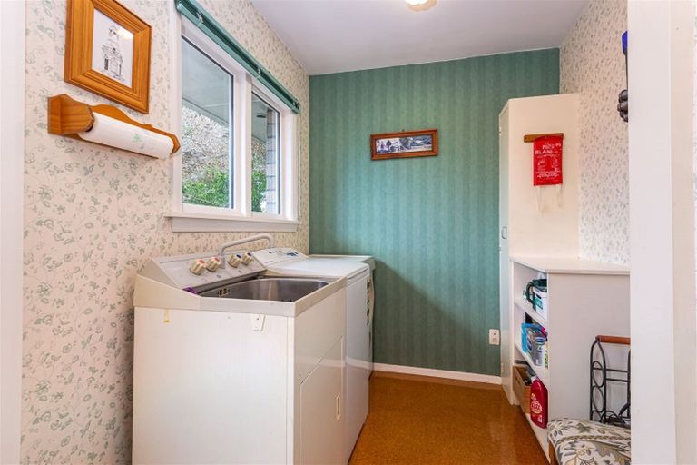 Photo of property in 21 Colwyn Street, Bryndwr, Christchurch, 8053