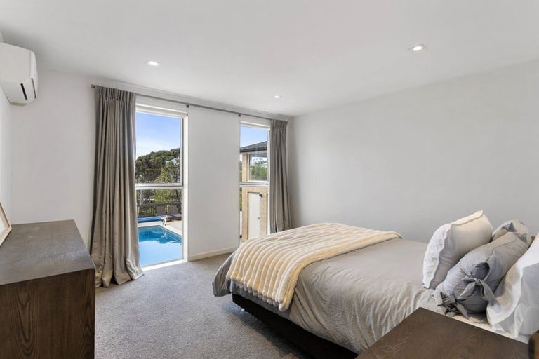 Photo of property in 194 Greenhithe Road, Greenhithe, Auckland, 0632