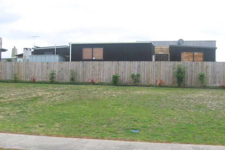 Photo of property in 114 Cordyline Crescent, Matarangi, Whitianga, 3592