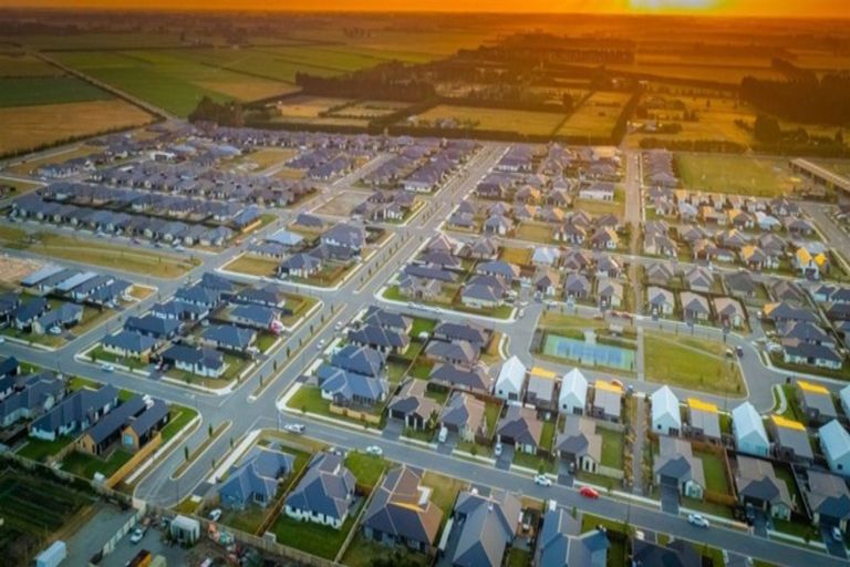 Photo of property in 45 Northmoor Boulevard, Rolleston, 7615