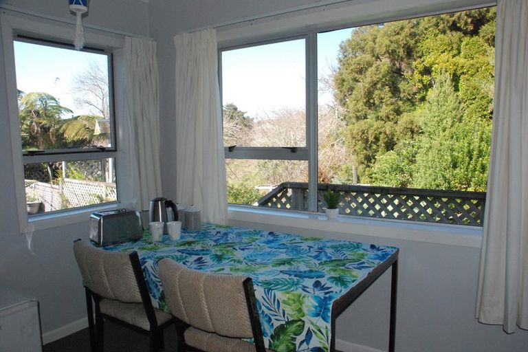 Photo of property in 196 Seaview Road, Westown, New Plymouth, 4310