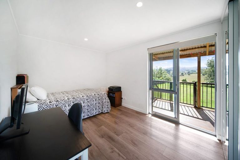 Photo of property in 408 Twilight Road, Brookby, Auckland, 2576