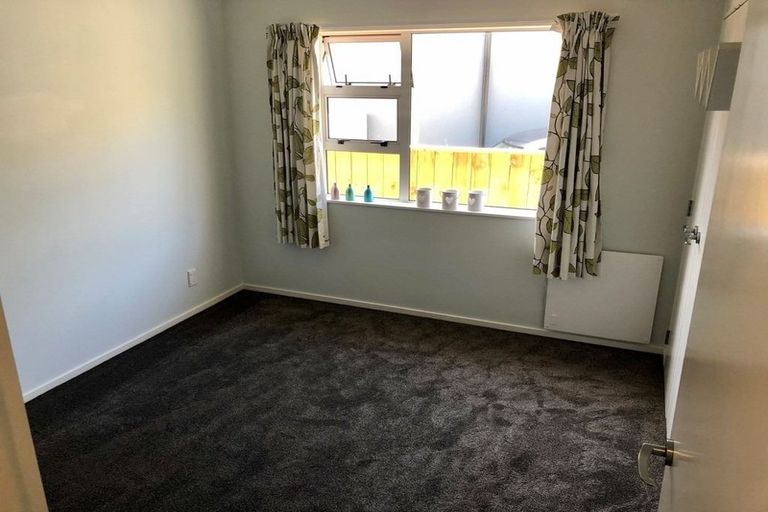 Photo of property in 26b Seddon Street, Waikanae, 5036