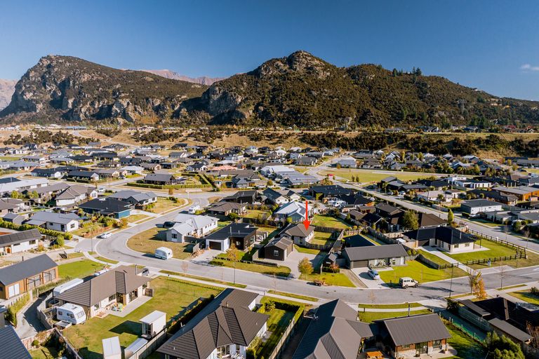 Photo of property in 14 Finch Street, Albert Town, Wanaka, 9305