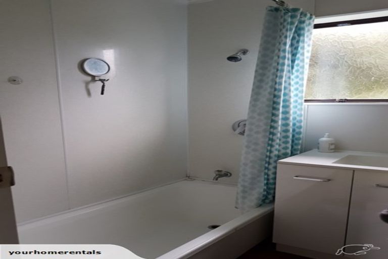 Photo of property in 19 Staithes Drive North, Whitby, Porirua, 5024