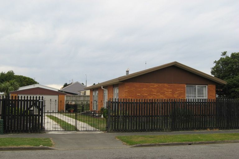 Photo of property in 55 Kuaka Crescent, Bromley, Christchurch, 8062