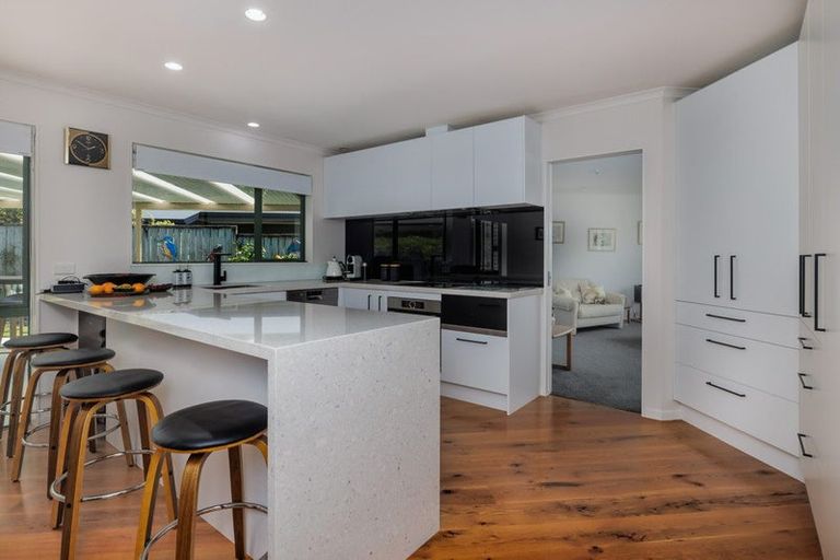 Photo of property in 11 Kilountain Place, Kerikeri, 0230