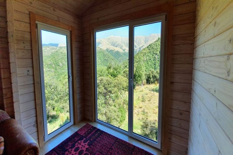 Photo of property in 439 Engelbrechts Road, Hunter, Waimate, 7978