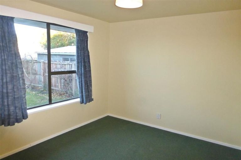 Photo of property in 6 Kinross Street, Hei Hei, Christchurch, 8042
