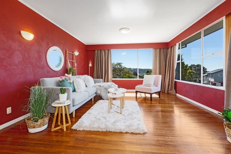 Photo of property in 58 Ernest Street, Ranui, Porirua, 5024