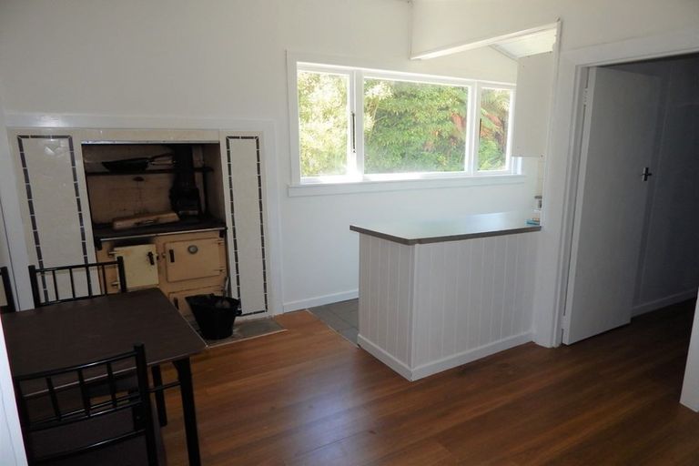 Photo of property in 18 Gibson Street, Ross, 7812